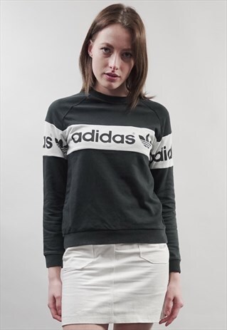 VINTAGE 90'S ADIDAS BLACK LOGO PRINT SWEATER