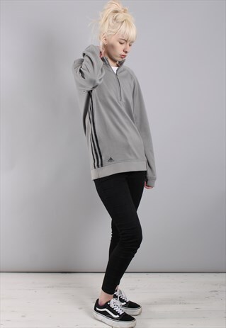 VINTAGE ADIDAS 1/4 ZIP SWEATSHIRT