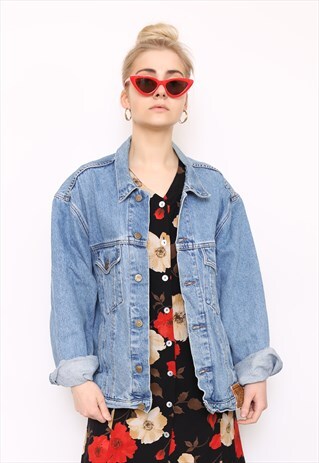 VINTAGE 90S BLUE DENIM OVERSIZED JACKET