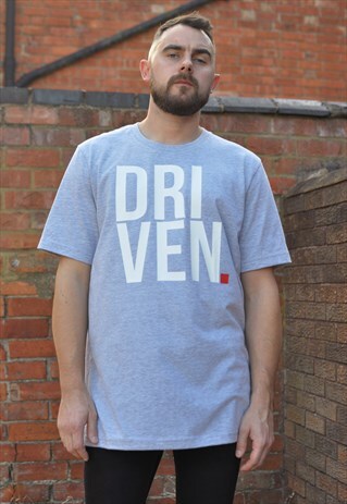 DRIVEN COLOUR BLOCK LOGO T-SHIRT