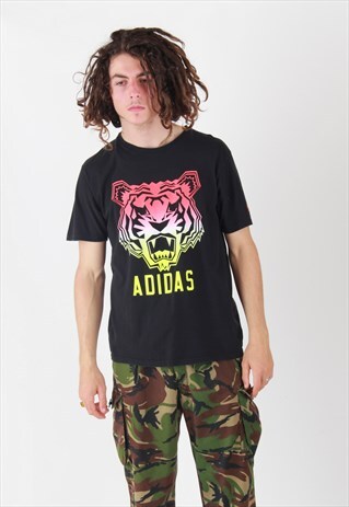 VINTAGE ADIDAS T-SHIRT