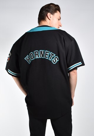 VINTAGE NUTMEG CHARLOTTE HORNETS NBA JERSEY