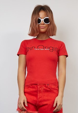 VINTAGE 90'S CALVIN KLEIN RED T-SHIRT