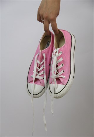 VINTAGE CONVERSE PINK TRAINERS