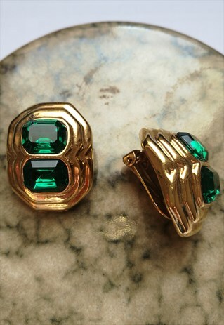 VINTAGE STATEMENT SQUARE GOLD TONED GREEN CLIP ON EARRINGS