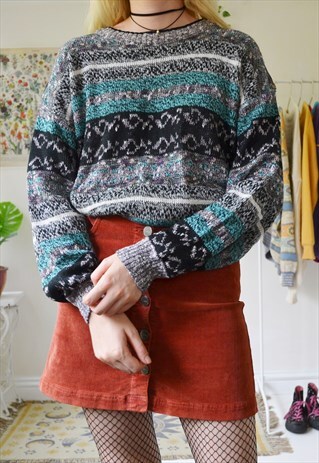 VINTAGE COSY JUMPER