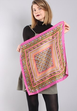 VINTAGE 70S PSYCHADELIC GEOMETRIC PATTERNED SCARF