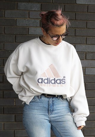 VINTAGE 1990S ADIDAS CREAM OVERSIZED SWEATSHIRT