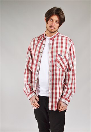 VINTAGE LEVI'S RED & WHITE PLAID SHIRT