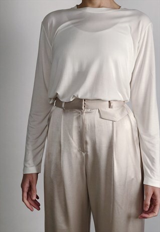 IVORY HIGH NECK PERFECT LONG SLEEVED TEE