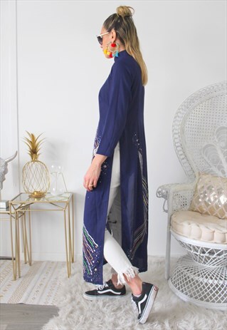 VINTAGE DRESS TRADITIONAL