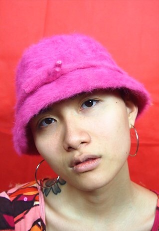 PINK FLUFFY BUCKET HAT
