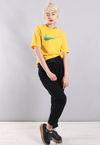 VINTAGE NIKE T-SHIRT