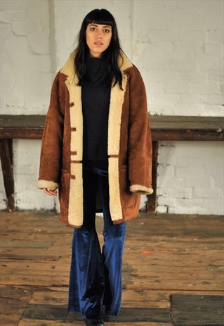 VINTAGE OVERSIZED SHEEPSKIN COAT