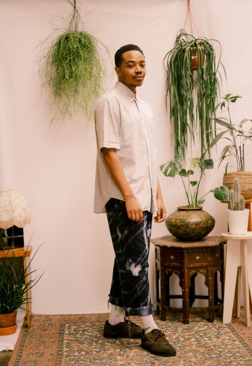 garment image