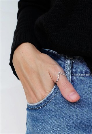 CZ CHEVRON STERLING SILVER THUMB RING