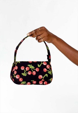 CHERRY CUTE FLAP PURSE BLACK