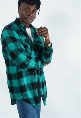 VINTAGE CHECKED SHIRT IN GREEN.