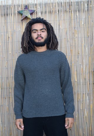 VINTAGE KNITTED JUMPER