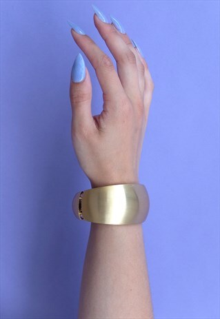 BIG GOLD BRACELET