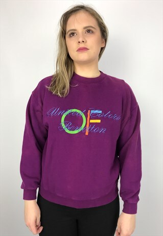 90S VINTAGE UNITED COLORS OF BENETTON EMBROIDERED SWEATSHIRT