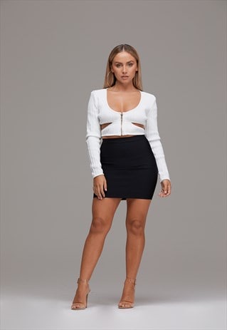 FITTED BANDAGE TOP IN WHITE WITH GOLD ZIPPER