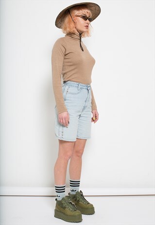 LIGHT BLUE HIGH WAISTED SHORT BERMUDA JEANS