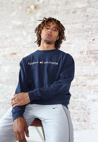 VINTAGE TOMMY HILFIGER LONG SLEEVED T-SHIRT