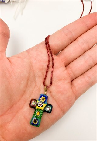 1970'S RED GLASS CROSS NECKLACE