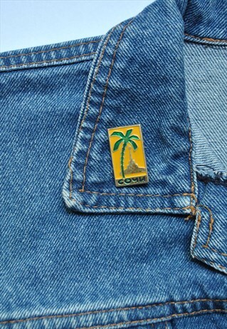 80S YELLOW VOCATION PIN WITH PALM