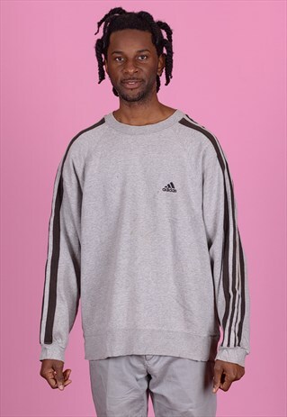 VINTAGE ADIDAS SWEATSHIRT