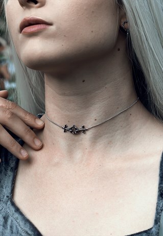 AURAKA THORN CROSS GOTHIC CHOKER / NECKLACE SILVER