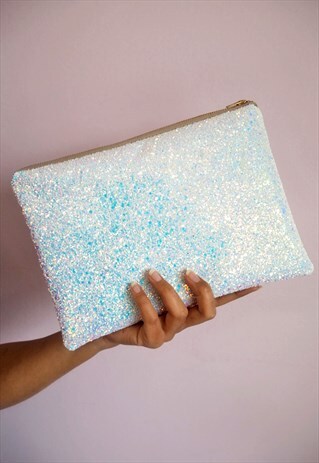 WHITE IRIDESCENT GLITTER CLUTCH BAG
