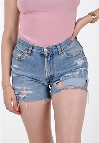 VINTAGE LEVI'S BLUE DENIM SHORTS