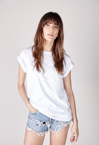 BOYFRIEND TEE
