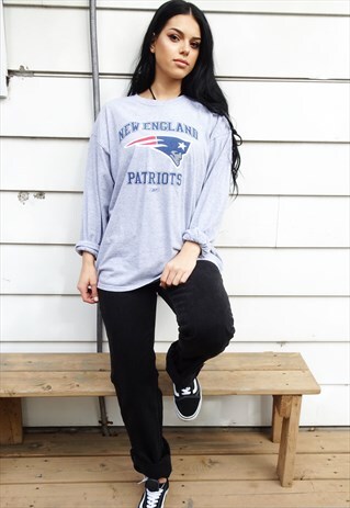 LONG SLEEVED 'NEW ENGLAND PATRIOTS' NFL T-SHIRT