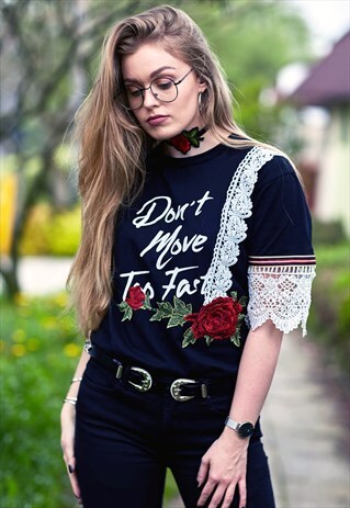 CROCHET ROSE TEE - BLACK