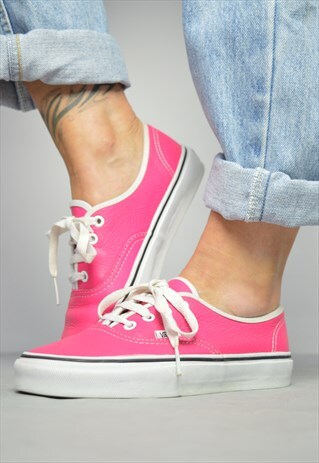 VINTAGE 90S VANS FLUORESCENT PINK LEATHER SKATE SHOES RETRO