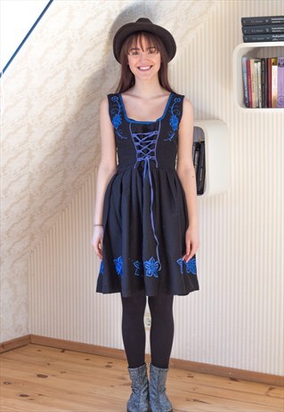 BLACK COTTON DRESS WITH BLUE EMBROIDERIES