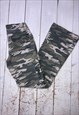 VINTAGE Y2K LOW RISE CAMOFLAGE CARGO TROUSERS SISE 10