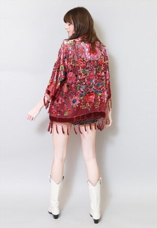 VINTAGE STYLE MAROON VELVET TASSEL FESTIVAL KIMONO