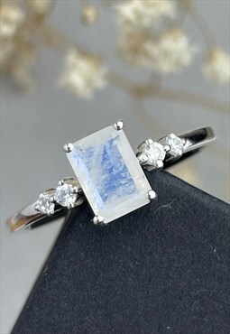 Sterling Silver Ring Moonstone Crystals Gemstone Bohemian