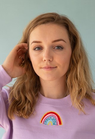 UNISEX SWEATSHIRT IN GREY WITH RAINBOW EMBROIDERY