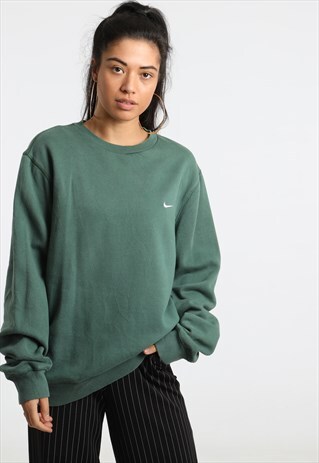90S NIKE EMBROIDERED LOGO SWEATSHIRT