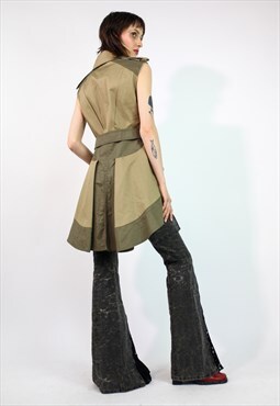 Aleksander McQueen Sleeveless Jacket in Khaki Medium 