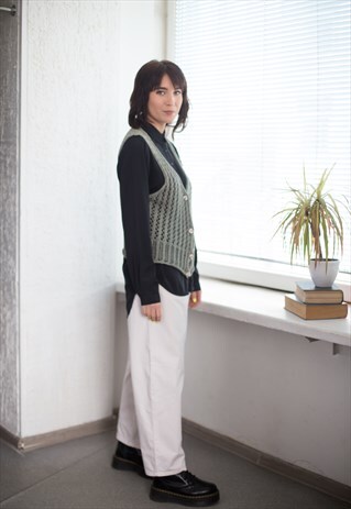 VINTAGE 70'S GREY KNITTED COTTON VEST