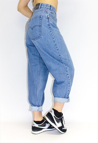 VINTAGE SILVER TAB LEVI'S MOM JEANS