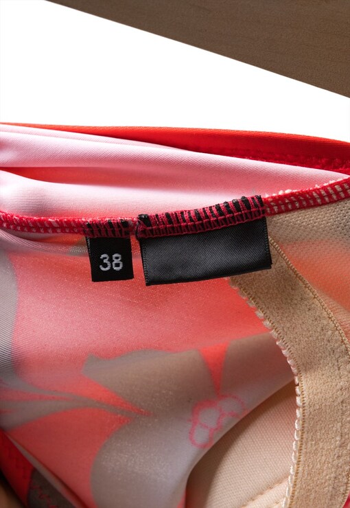 garment image