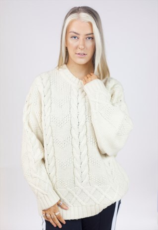 VINTAGE 90'S CREAM CABLE KNIT JUMPER