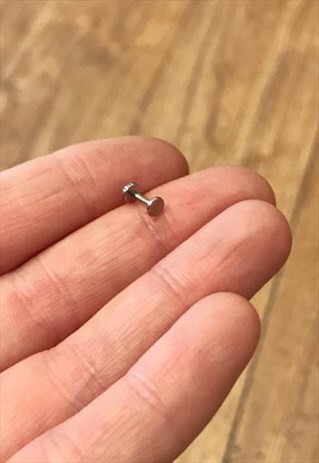 TRAGUS CIRCLE STUD SILVER